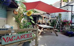 Eden'S Yard Backpackers